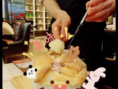 -港丽餐厅(高德置地店)