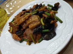 -雪山晋乡楼(食品街店)