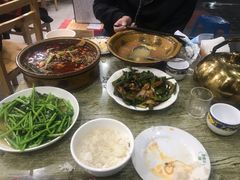 -乡土特色.冷锅鱼.牦牛肉汤锅