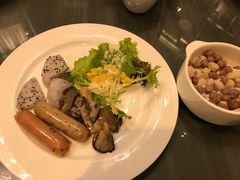 -上海滴水湖皇冠假日酒店