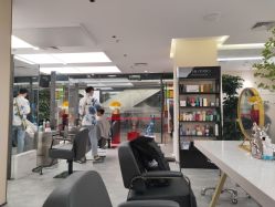 -发朵Hair 烫染沙龙