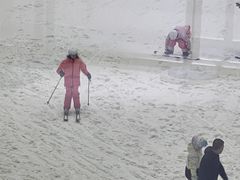 -乔波室内滑雪场