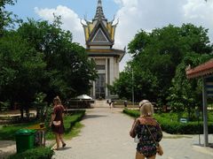 -吐斯廉屠杀博物馆