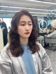 -藤野造型烫发染发