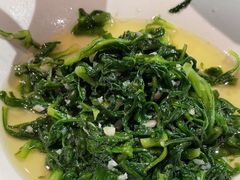 -香山湖家家宴(中山陵店)