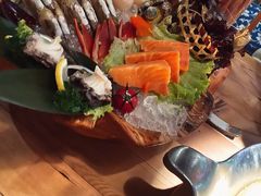 -湊湊火锅·茶憩(杭州湖滨银泰in77店)