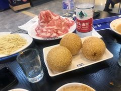 -楼外楼大刀肉传统火锅居(幸福街店)