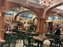 大堂-清真·玛丽亚新疆菜主题餐厅(浙江中路店)