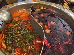 -重庆风光老灶火锅城(同德广场店)