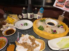 -老牌坊云南鱼豆花火锅(哈西万达店)