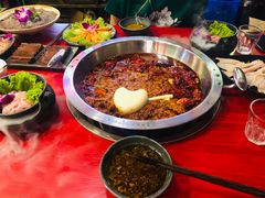 -谭鸭血老火锅(漳州路店)