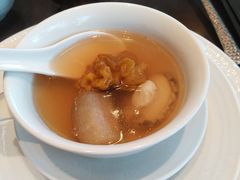 黄耳津梨炖鲜鲍-环球港凯悦 · 享悦中餐厅