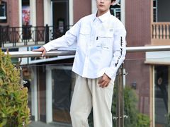 -王府井奥莱临潼小镇(临潼店)