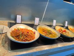 -大中华希尔顿酒店-念自助餐·嗨啤·小龙虾