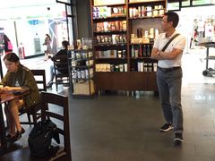 大堂-星巴克(广州中华广场B1层店)