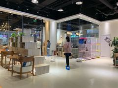 -藏猫猫咖啡主题馆(中央大道店)