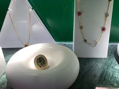 -LADY FAFA(巨鹿路陕西南路路口店)