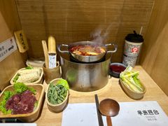 -独食火锅·半米屋台(直营总店)