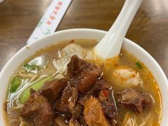 牛腩竹升捞面-七叔公面家(拱北口岸店)