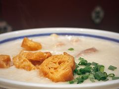 金牌艇仔粥-香港池仔记肠粉王(博多新记襄阳南路店)