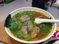 -黄阿姨锅贴大王(万航渡路店)