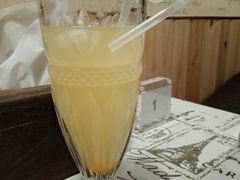 蜜桃苏打-隅cafe(傅厚岗店)
