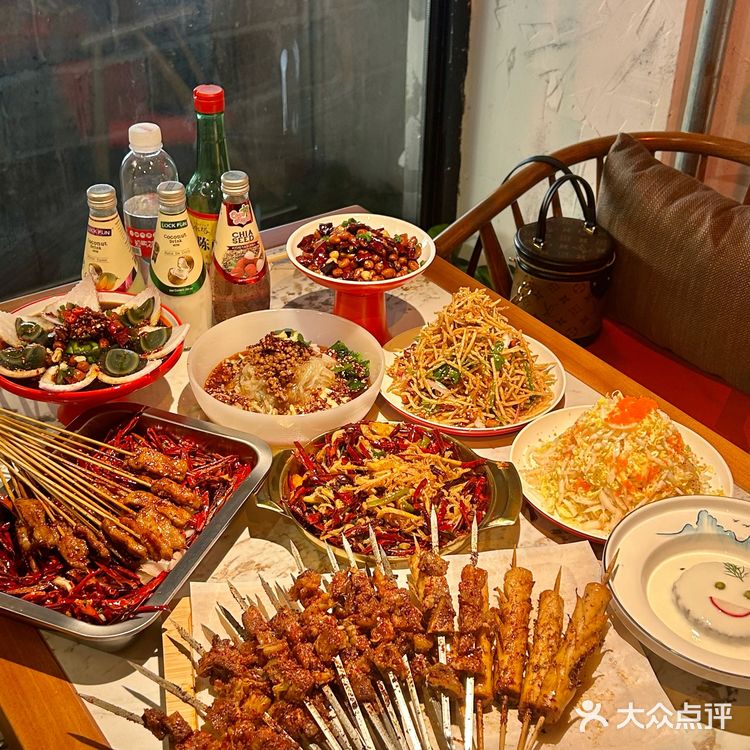 哈尔滨新开的……刻在骨子里的东北烧烤!