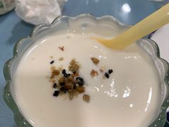 酸奶-马尔龙新疆饭店·清真(长青路店)
