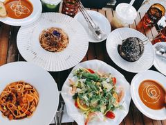 牛油果鲜虾沙拉-Supine Bistro溯泮餐厅