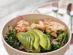 牛油果鸡胸肉沙拉-农畉LONFOOD(福田星河COCOPark店)