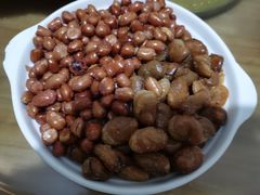 油炸花生米蚕豆拼盘-杨记小炒老店