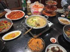 -川流不息·地道川菜·小龙虾(新松江路店)
