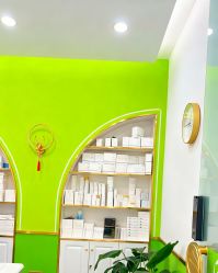 -苗医生专业祛痘·皮肤管理