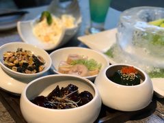 -穹六人间 people 6(岳阳路店)