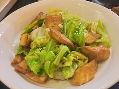 包包菜炒馕-伊带伊路新疆美食府(呼家楼店)