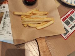 -必胜客(璞丽中心店)
