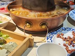 -东镇老火锅(长春路首店)