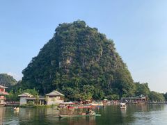 -星湖旅游景区七星岩