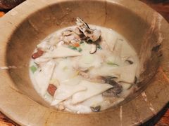 -滇香肴·云南菜蒸汽石锅鱼(云南北路店)