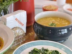 -阿瓦山寨·湘菜现炒·剁椒鱼头王(咸阳总店)