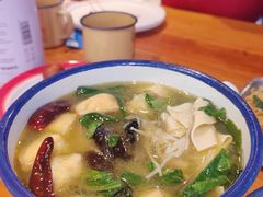 -喝丢一只鞋海鲜烧烤(市场店)