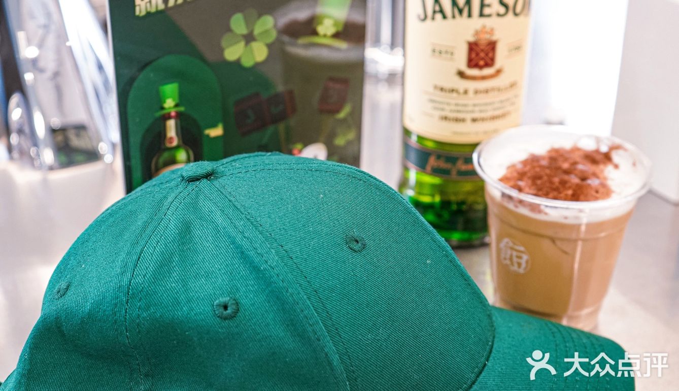 绿帽一戴就别端着 享受来自🇮🇪的狂欢