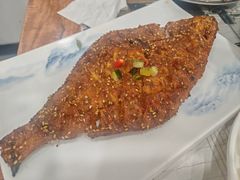 -泉哥小平房串店