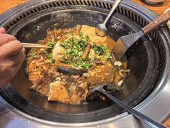 -东北人家铁锅炖(水岸帝景店)