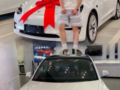 -TESLA 特斯拉(广州天环广场体验店)