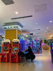 -乐多星球潮玩中心(沈阳嘉里城店)