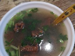 牛滑汤-觀汤牛腩