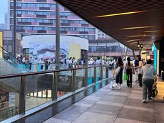 -瑞虹新天地月亮湾
