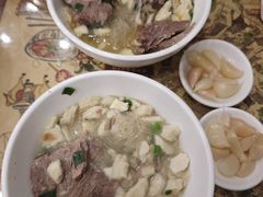 -老乌家特色小炒泡馍(大皮院店)