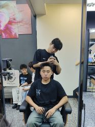 点击看大图 -藤野造型专业烫染接发